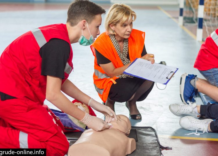 Širokobriježanima 1. i 2. mjesto na Županijskom natjecanju iz pružanja prve pomoći