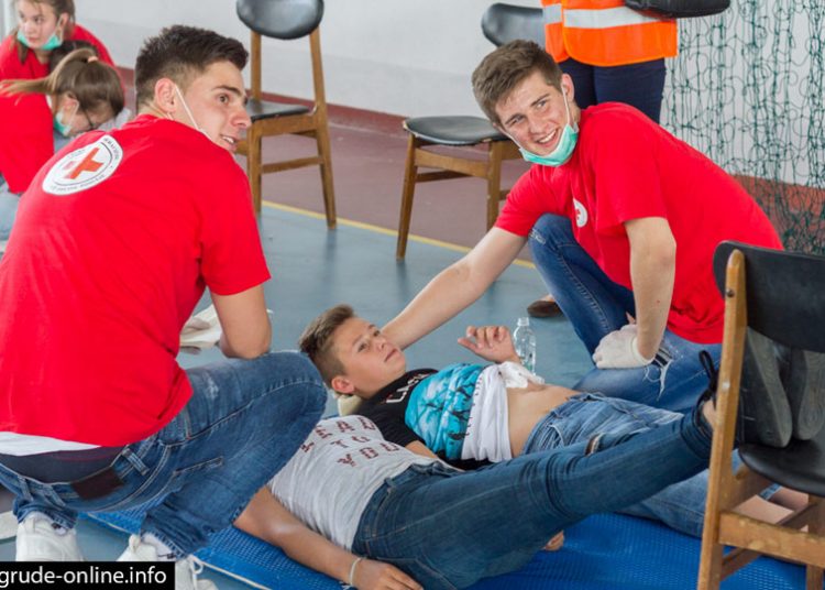 Širokobriježanima 1. i 2. mjesto na Županijskom natjecanju iz pružanja prve pomoći