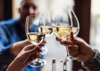 Što se sve događa u tijelu kad prestanete piti alkohol?