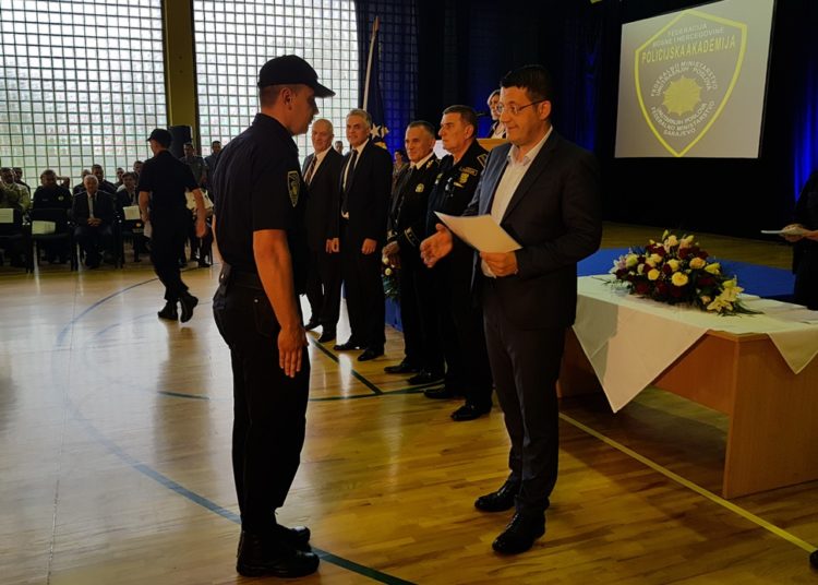 Akademija FMUP: Promovirano 115 novih policijaca