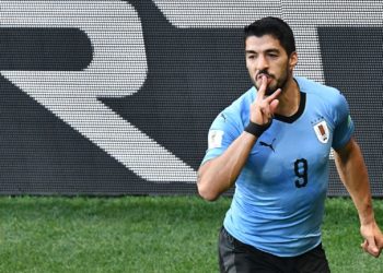 Suarez zabio prvi pogodak na Svjetskom prvenstvu i odveo Urugvaj u osminu finala