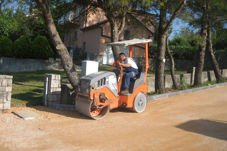 Široki Brijeg: Završeno uređenje dvorišta crkve sv. Josipa u Dobriču