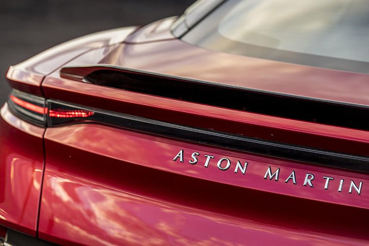 Aston Martin DBS Superleggera – dizajnerska i pogonska perfekcija