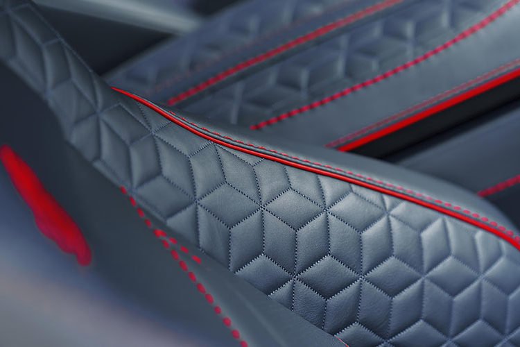 Aston Martin DBS Superleggera – dizajnerska i pogonska perfekcija