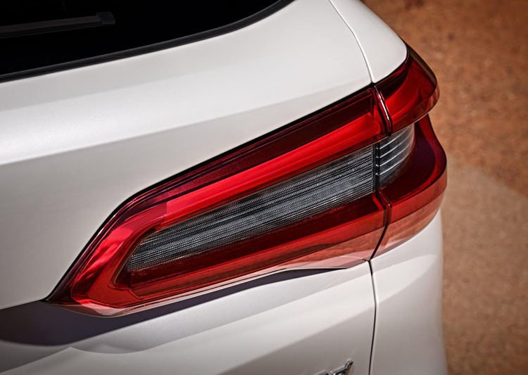 BMW predstavlja novog luksuzno-sportskog terenca X5