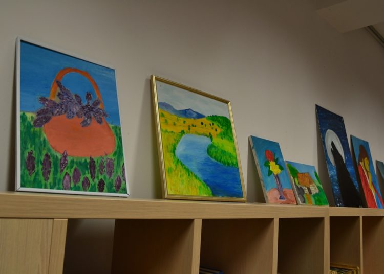 Izložba polaznika dječje likovne radionice „Brijeg“