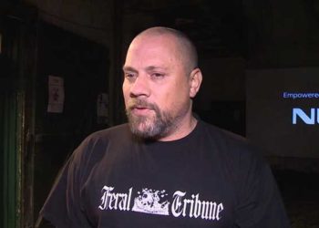 Dežulović više ne piše za Oslobođenje, navodno je Izetbegović stopirao njegov tekst