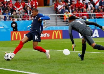 Francuska svladala Peru i osigurala osminu finala