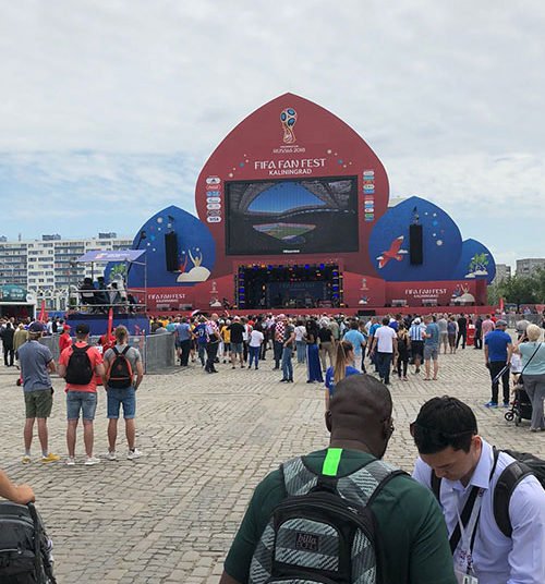 Invazija hrvatskih navijača na Kaliningrad (FOTOGALERIJA i VIDEO)