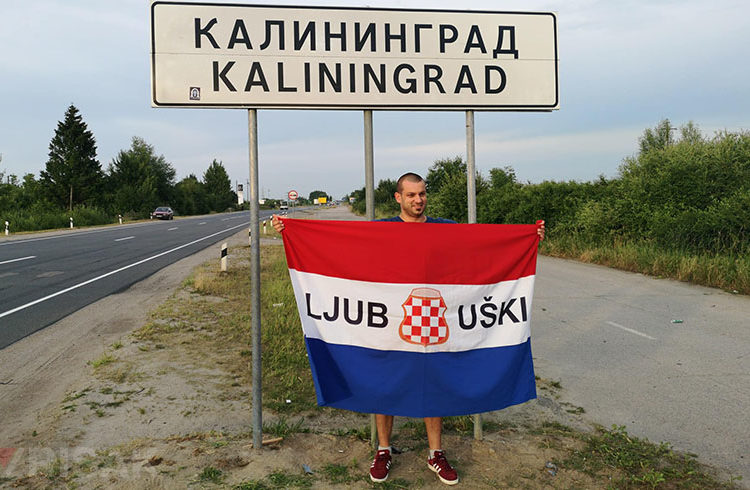 Invazija hrvatskih navijača na Kaliningrad (FOTOGALERIJA i VIDEO)