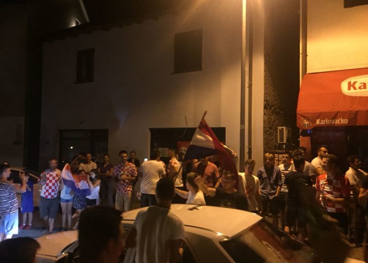 Široki “gori” nakon pobjede Hrvatske (FOTO)