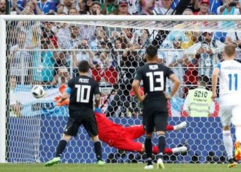 Argentina – Island 1:1, Messi nije zabio penal