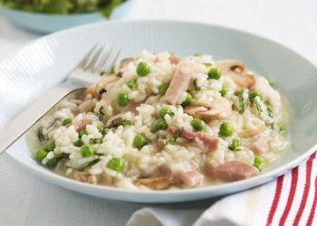 Jednostavno i slasno: Rižoto od graška i slanine