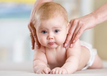 Masiranjem bolje upoznajete svoju bebu i pomažete joj da bolje spava