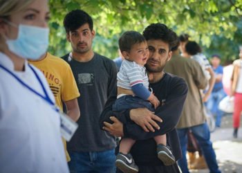 Migranti se po BiH kreću nezakonito, potvrda koju imaju to im ne omogućuje