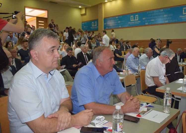 U Mostaru održana konferencija „Hrvati BIH – demografska stvarnost“