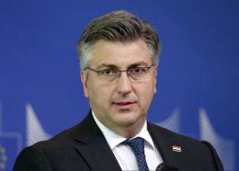 Plenković: Neće biti prihvatnih centara za migrante u susjedstvu Hrvatske