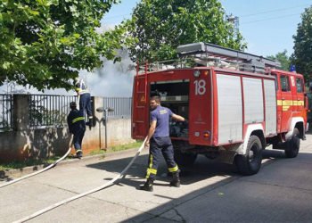 Požar u Ljubuškom zaprijetio poslovnim i stambenim objektima