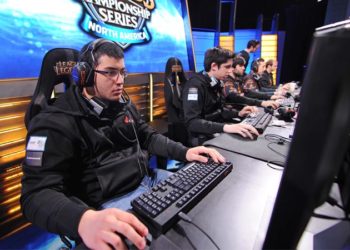Skandal na esport turniru: Ekipa izbačena zbog varanja