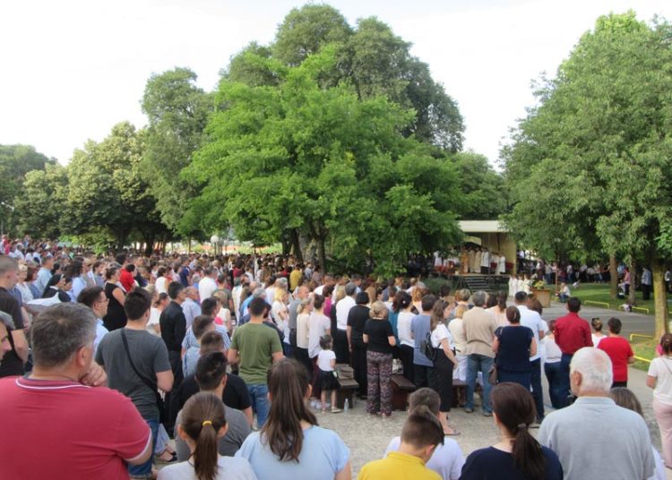 Ljubuški: Uočnica sv. Anti na Humcu