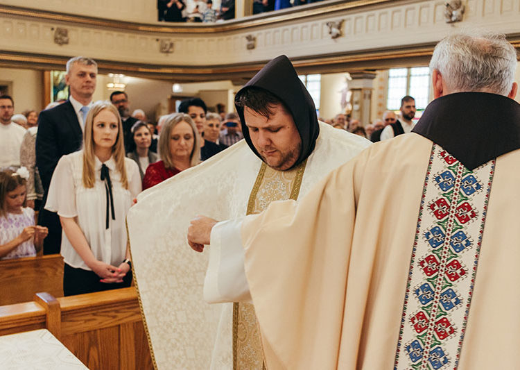 Veliki izvještaj s jedinstvenog događaja iz Chicaga! Fra Antonio Musa zaređen za svećenika (FOTO)