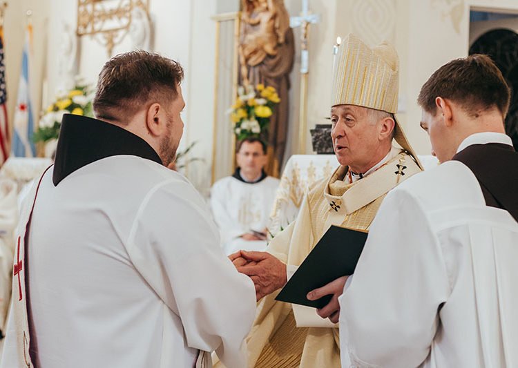 Veliki izvještaj s jedinstvenog događaja iz Chicaga! Fra Antonio Musa zaređen za svećenika (FOTO)