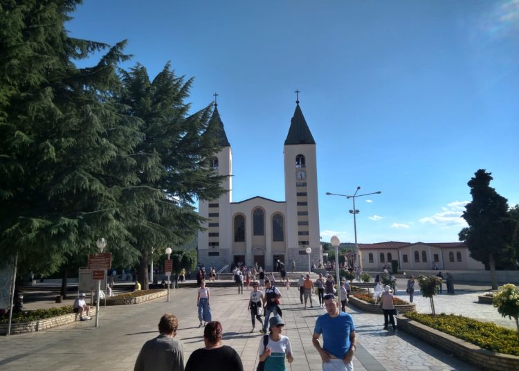 Sutra se obilježava 37. obljetnica ukazanja Gospe u Međugorju