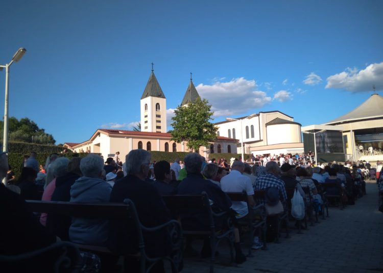 Sutra se obilježava 37. obljetnica ukazanja Gospe u Međugorju