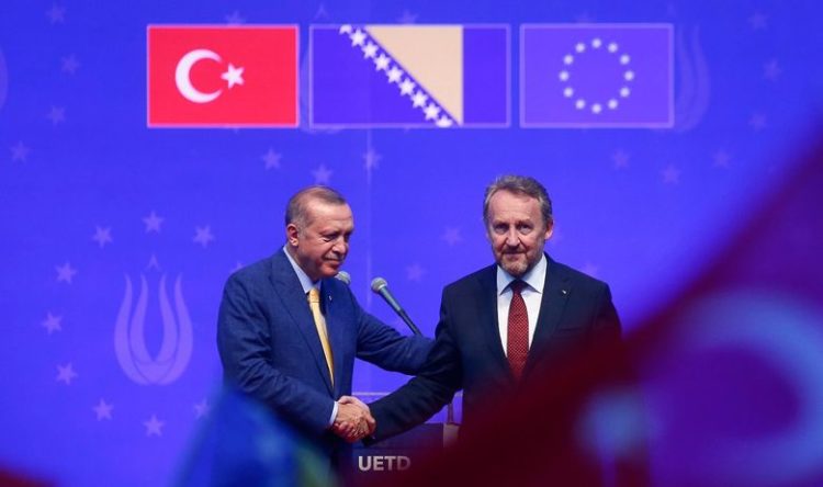 Turska provodi politiku neoosmanizma, a naša strategija svodi se na prigodne fraze i manifestacije