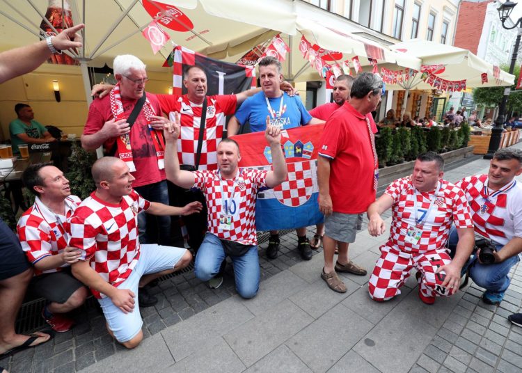 Hrvatski navijači se vratili na mjesto pobjede nad Argentinom: Neka bude repriza!