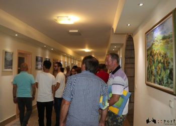 Na Humcu otvorena izložba “Pomozimo zajedno”