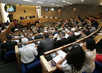 SDA, SBB, DF i SDP dogovorili zakon o izbornim jedinicama, uskoro na dnevnom redu Parlamenta FBiH