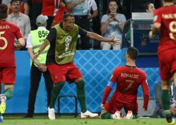 ČUDESNA NOĆ I HAT-TRICK CRISTIANA RONALDA Portugalac golčinom ukrao bodove Furiji