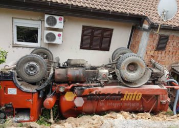 Čapljina: Cisterna se prevrnula i udarila u zid obiteljske kuće