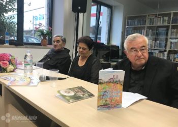 Široki Brijeg: Manda Pinjuh predstavila svoju prvu zbirku pjesama