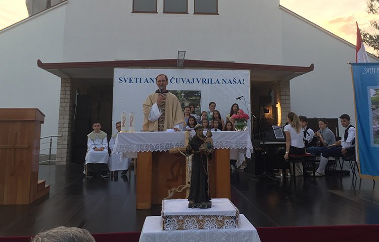 Široki Brijeg: U Dobriču održana manifestacija „Sveti Ante, čuvaj vrila naša“