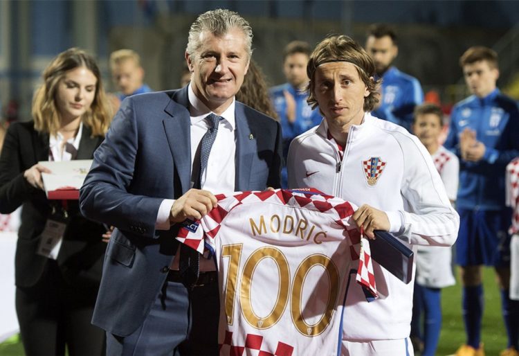Šuker: Modrića i Lovrena treba pustiti da igraju nogomet