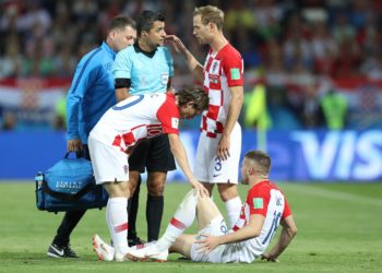 Hrvatskoj opet sudi isti sudac, petorici iz prvih 11 prijeti opasnost da ne vide polufinale