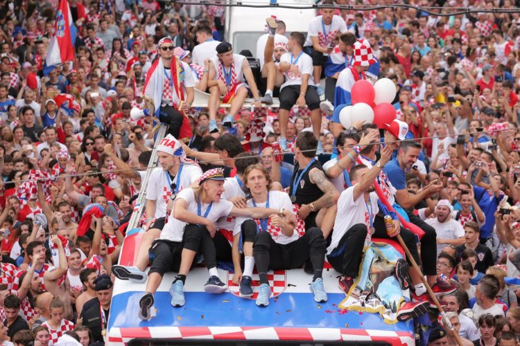 Vatrene u Zagrebu, na ulicama i Trgu, dočekalo više od 500 tisuća ljudi!