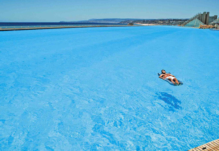 Bazen velik poput oceana: Osvježenje u kilometar širine i 35 metara dubine