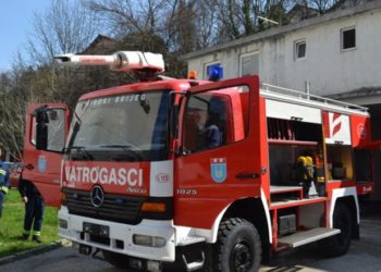 Dva požara u ŽZH, na Uzarićima gorio otpad od smilja