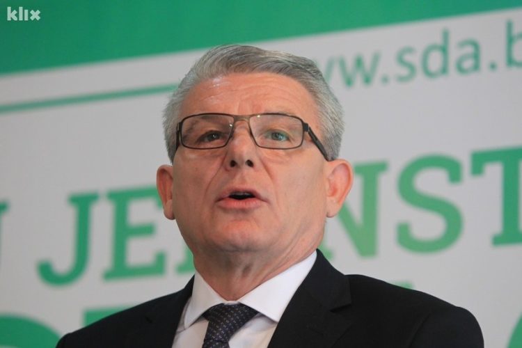 Džaferović pozvao “populiste, smutljivce, izazivače nereda i kaosa” da im se pridruže