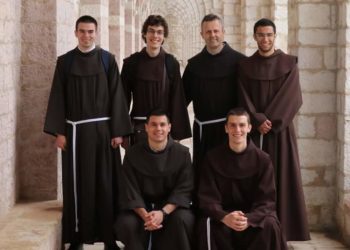 Polaganje privremenih zavjeta za mladu braću franjevce