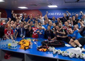 Hrvatska predsjednica s reprezentacijom slavila ulazak u polufinale