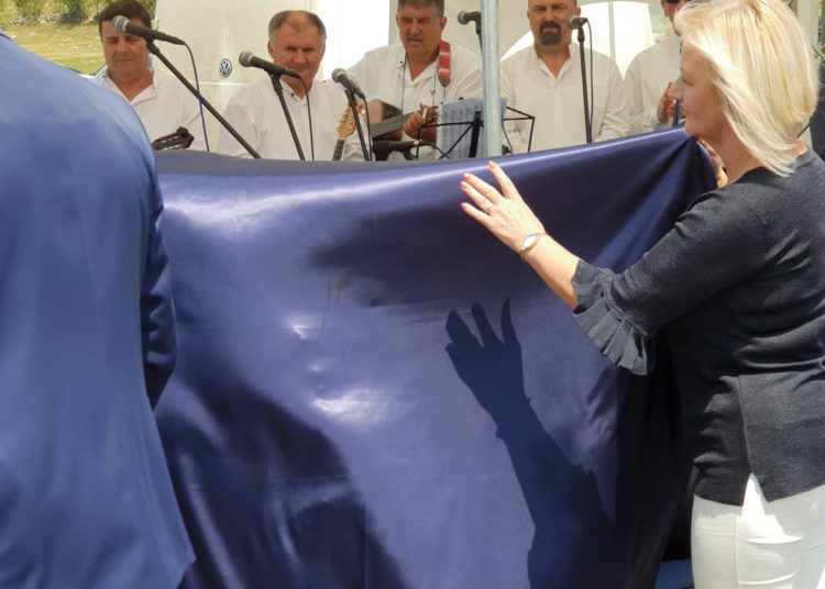 Borjana Krišto položila kamen temeljac za izgradnju Hidroelektrane Vrilo