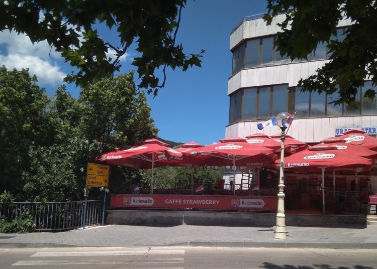 Široki Brijeg pred finale ukrašen zastavicama