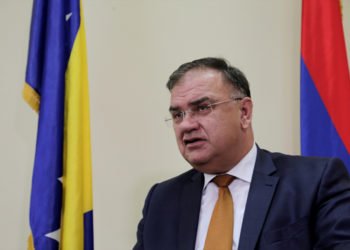 Ivanić: Stalni politički sukobi tjeraju ljude iz BiH