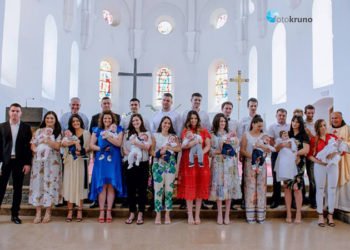 Široki Brijeg: U crkvi Uznesenja Blažene Djevice Marije kršteno 10 beba