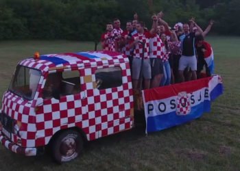 Navijači iz Posušja imaju poruku za Vatrene: Iznad svih, Hrvatska!