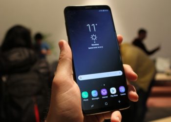 Prihodi najvećeg svjetskog proizvođača pametnih telefona, čipova i monitora u padu